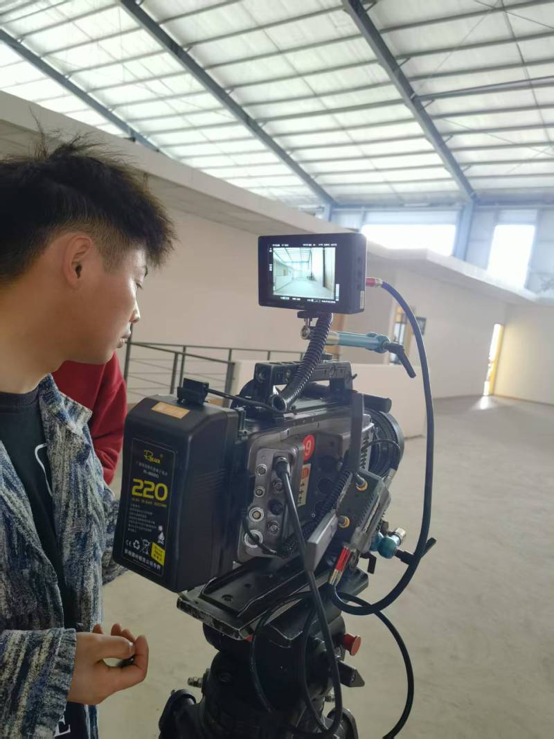 创新驱动，智领未来——西充县TVC与广告片拍摄制作的创新实践